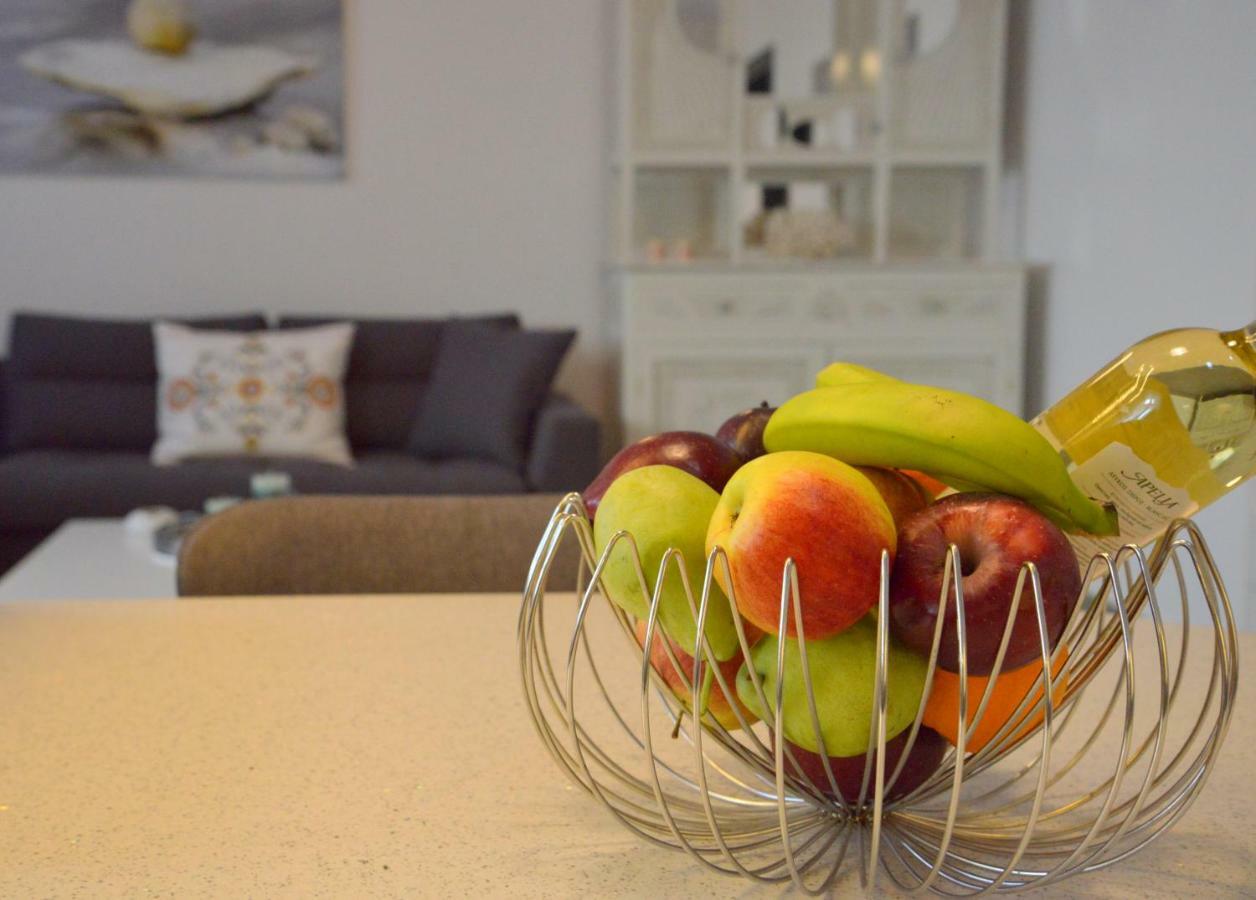 Christina'S Luxury Village House Plaka  Bagian luar foto