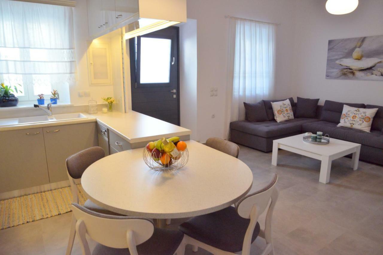 Christina'S Luxury Village House Plaka  Bagian luar foto
