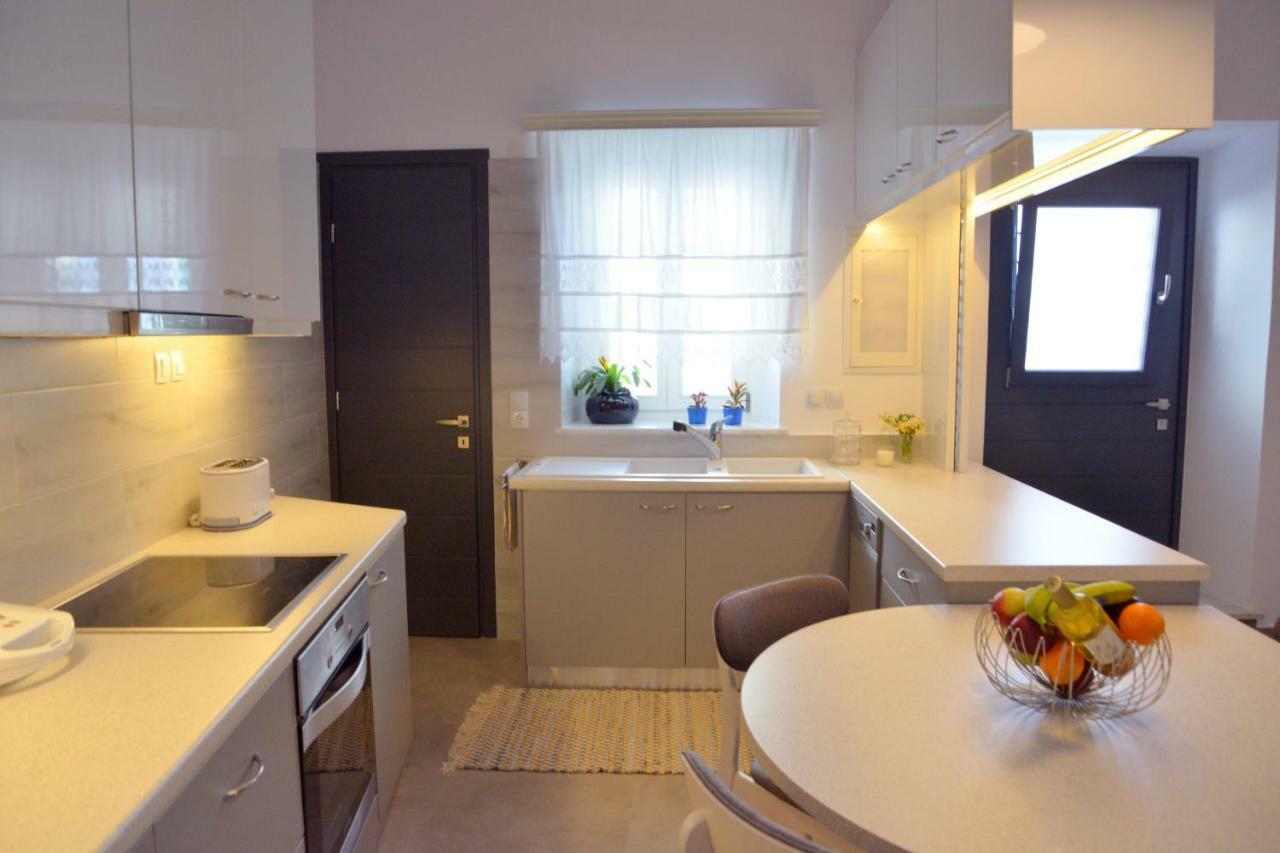 Christina'S Luxury Village House Plaka  Bagian luar foto